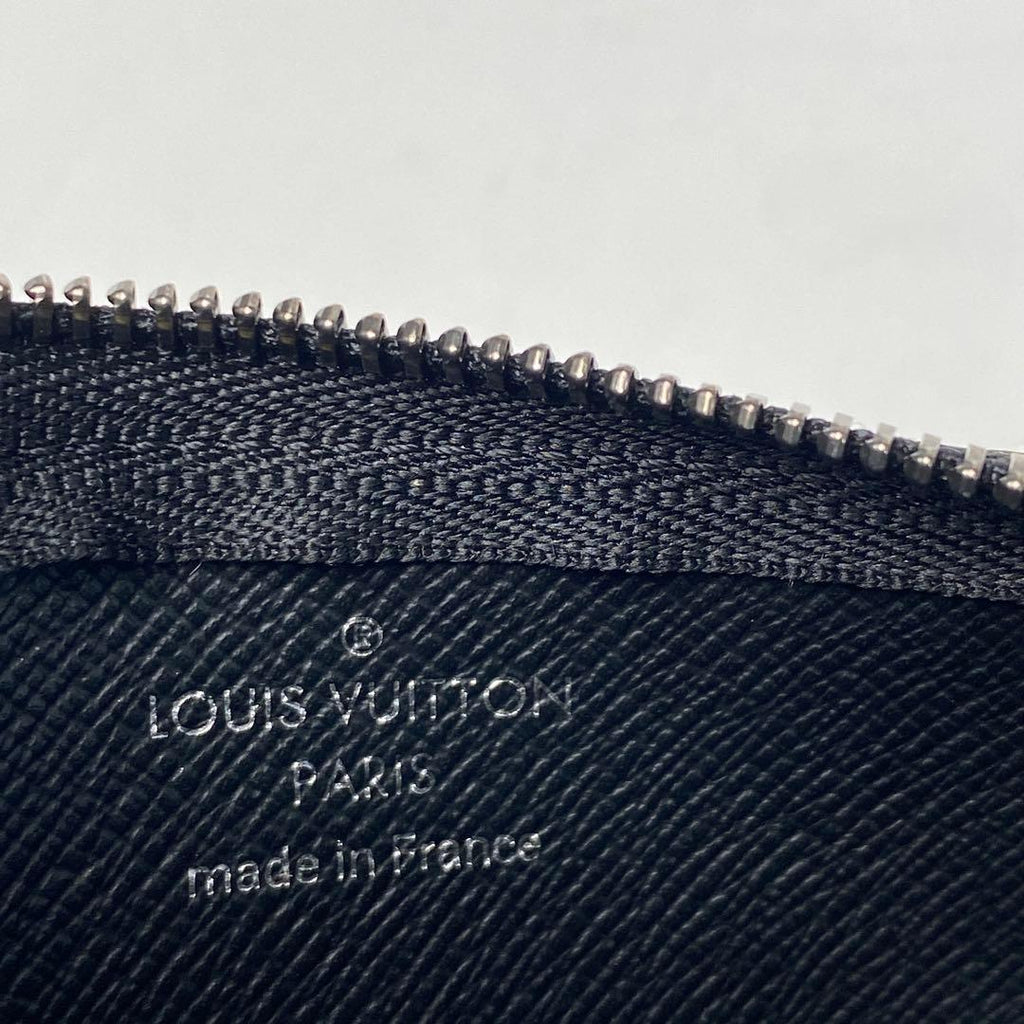 Louis Vuitton Coin Case Monogram Eclipse Pochette — view 8