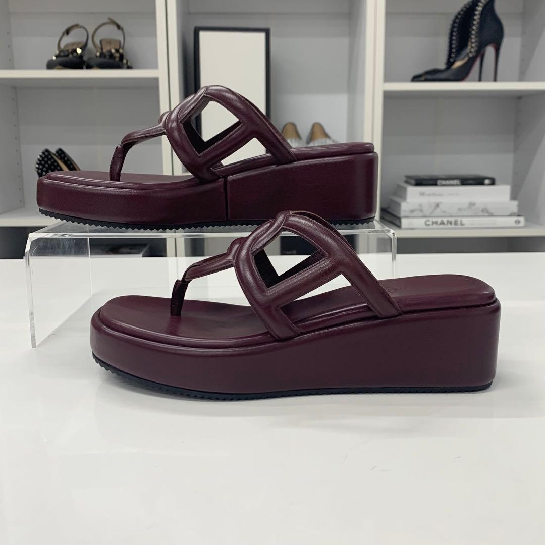 Hermes Gypsy Chaine D'ancre Platform Thong Sandals — view 3