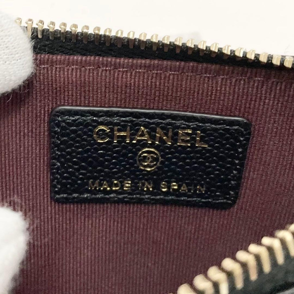 Chanel Caviar Leather CC Logo Fragment Case Coin Purse — view 8