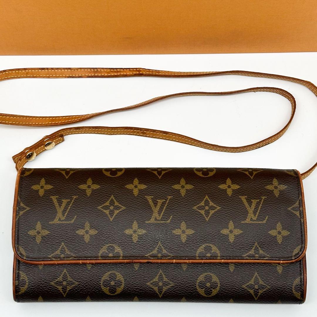 Louis Vuitton Pochette Twin GM Monogram Shoulder Bag Pouch — view 2