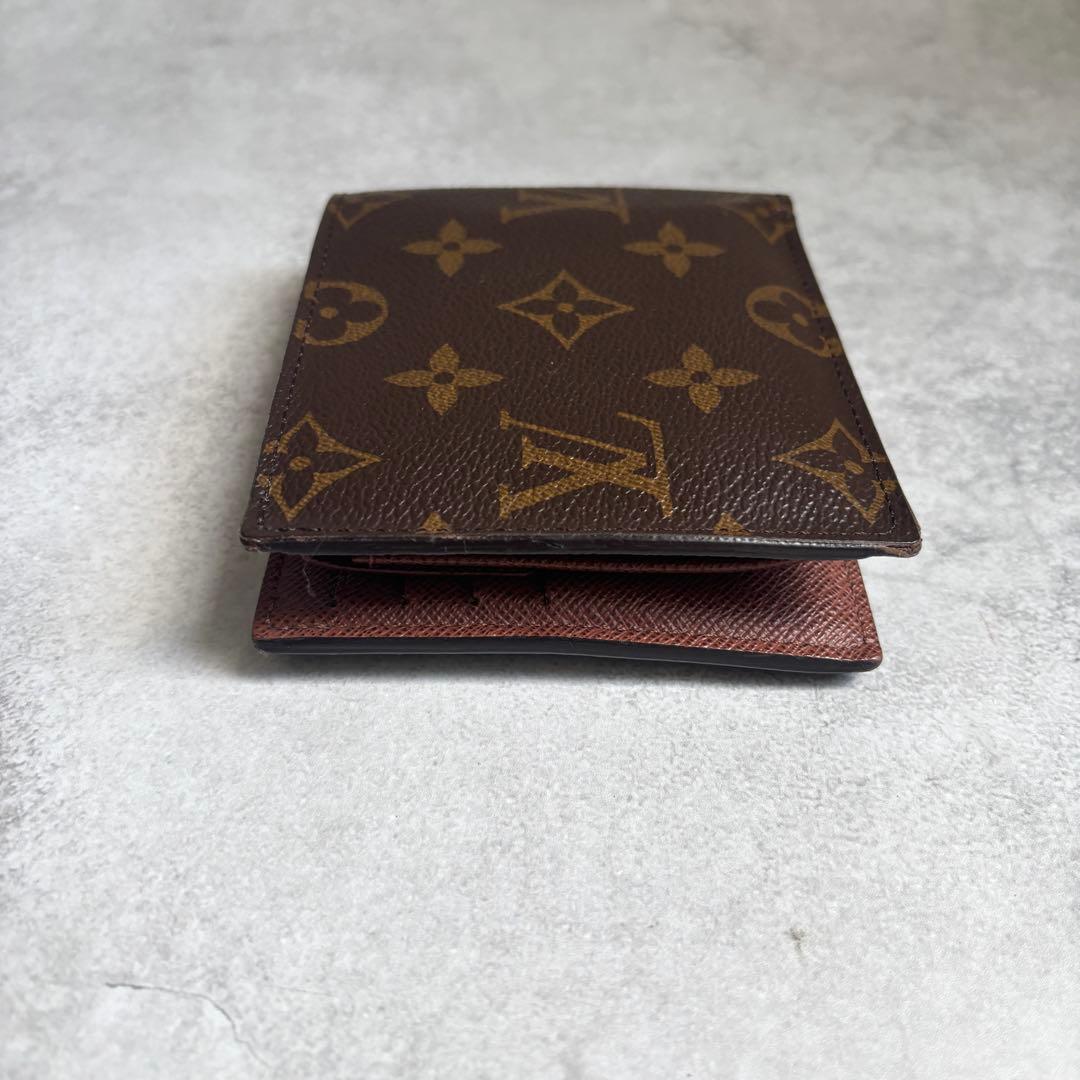 Louis Vuitton Loulou Monogram Marco NM Bifold Wallet — view 5