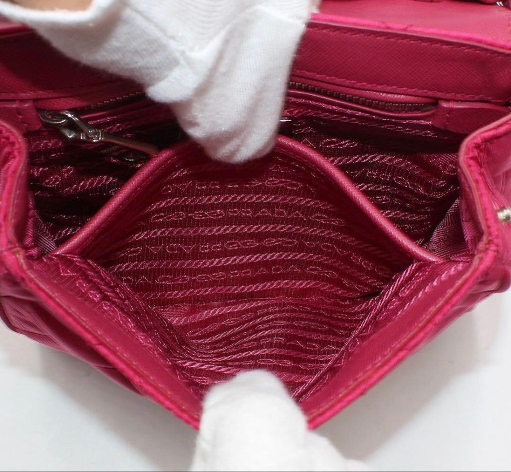 Prada Tessuto Impantou Quilted Shoulder Bag : Ibisco