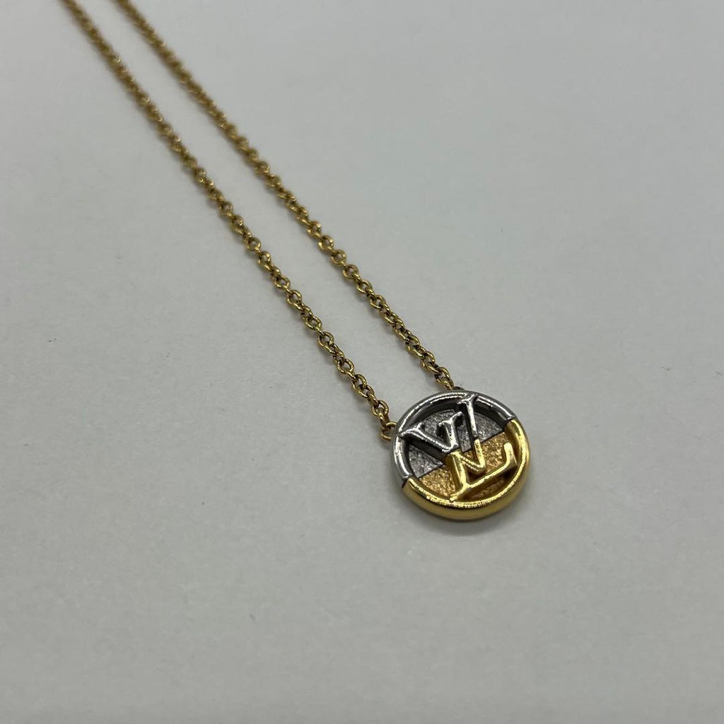 Louis Vuitton Collier Ltov Necklace