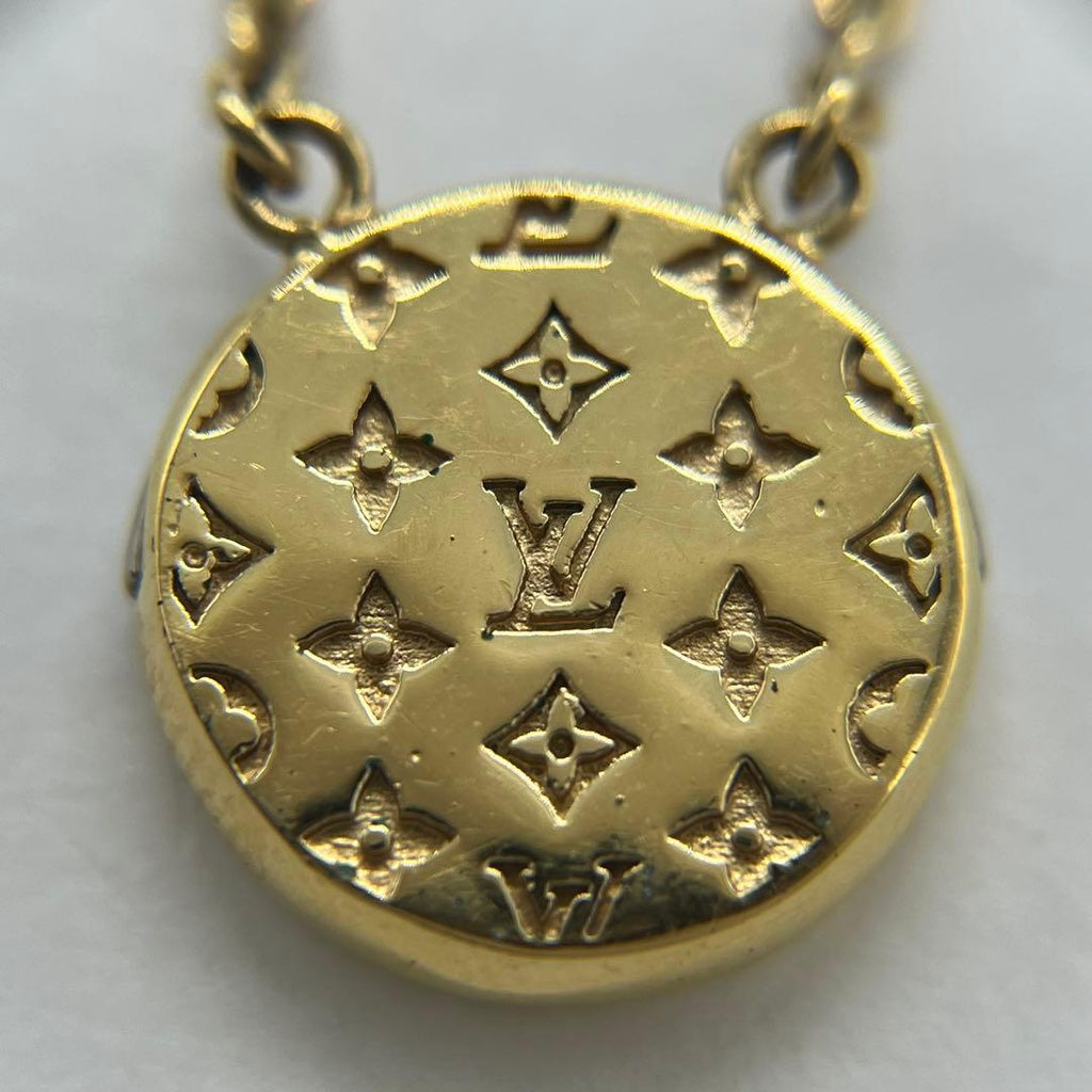 Louis Vuitton Collier Ltov Necklace — view 7