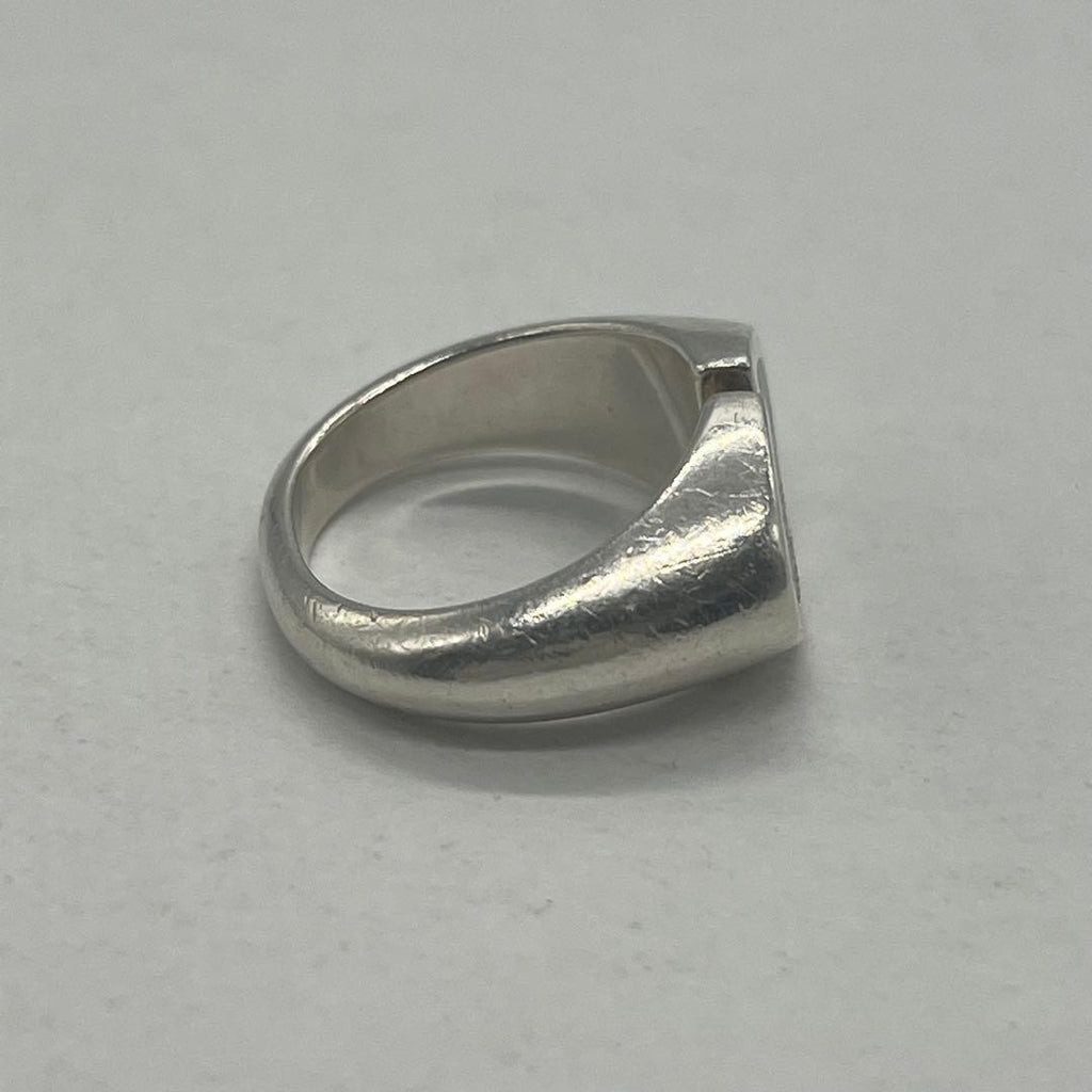 Gucci GG Motif Signet Ring — view 4