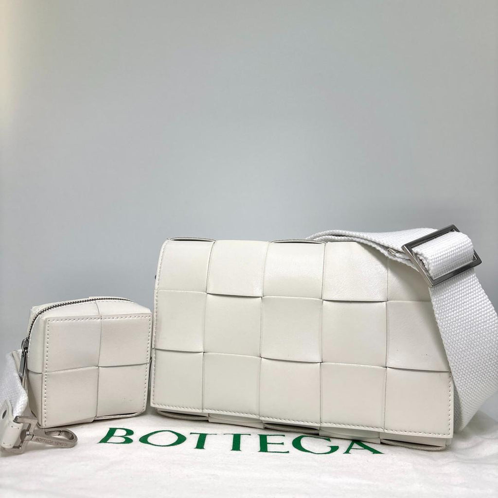 Bottega Veneta IC Intrecciato Cassette Shoulder — view 2