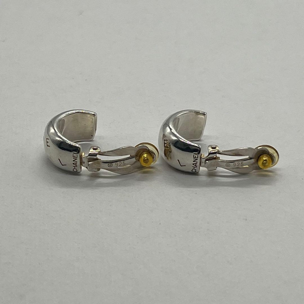 Chanel Logo Earrings Vintage — view 3