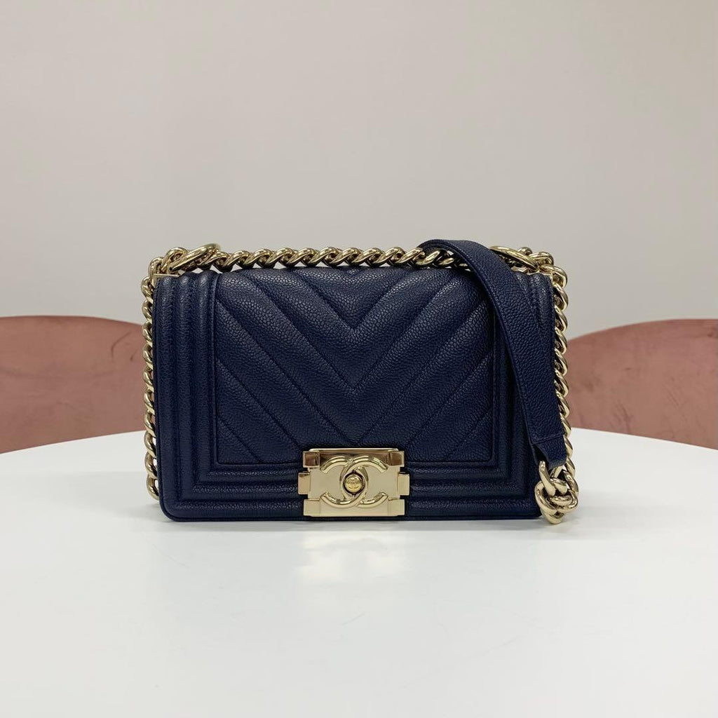 Chanel Boy 20 Caviar Leather CC Logo V-stitch Bag