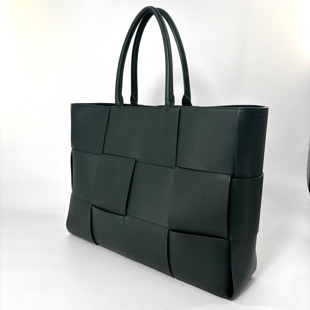 Bottega Veneta Intrecciato the Arco Large Tote Bag — view 3