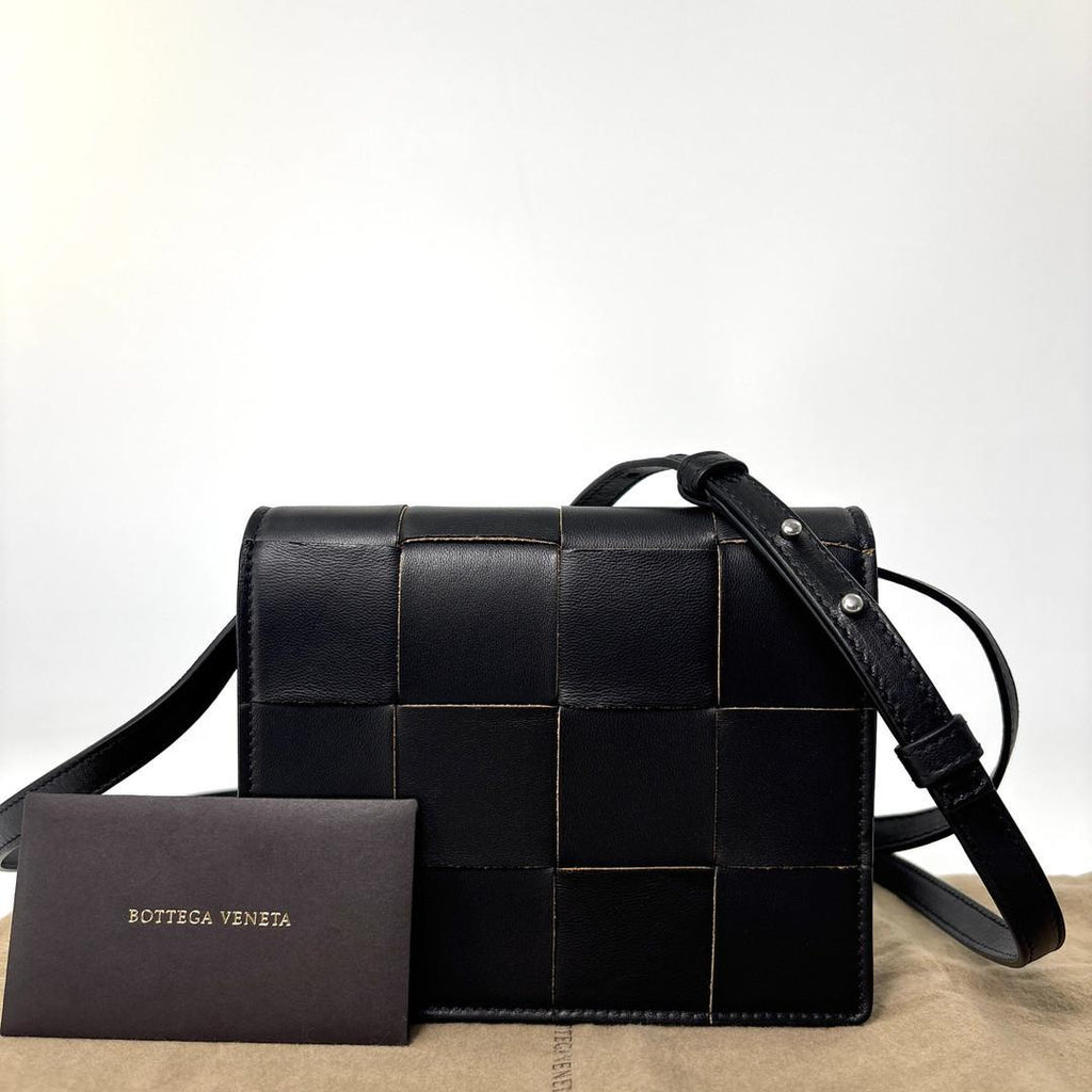 Bottega Veneta Maxi Intrecciato Cassette Shoulder Bag