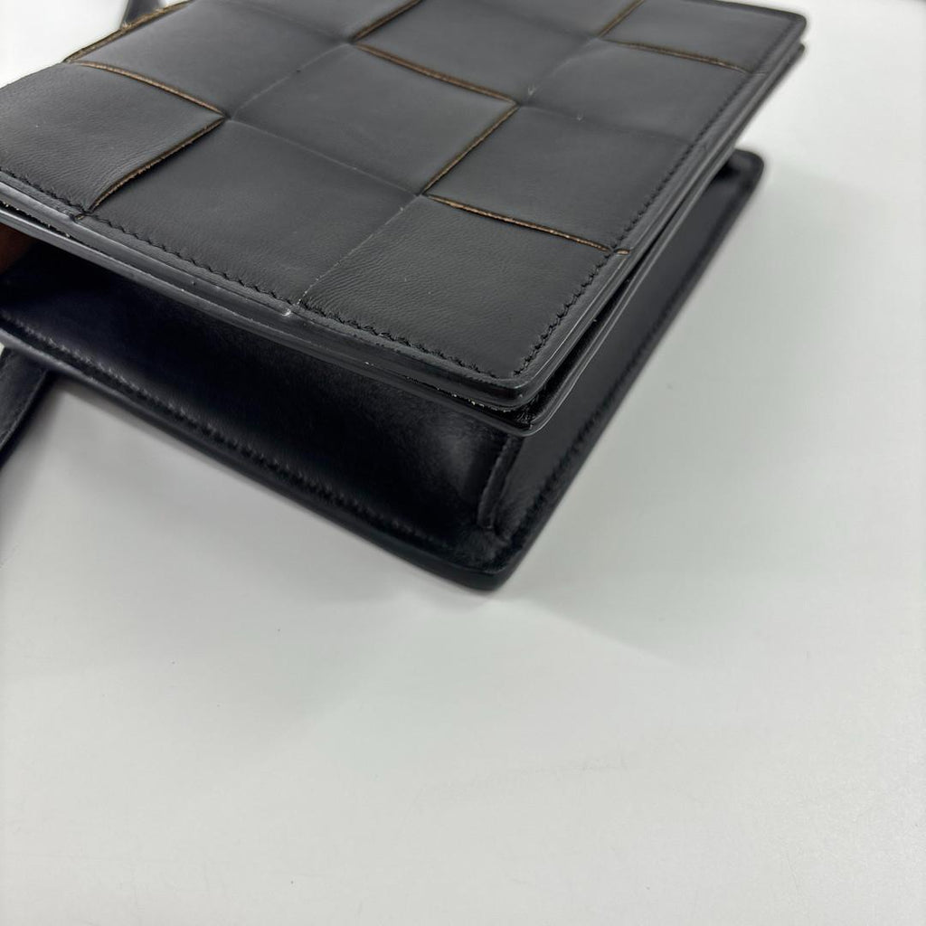Bottega Veneta Maxi Intrecciato Cassette Shoulder Bag — view 6