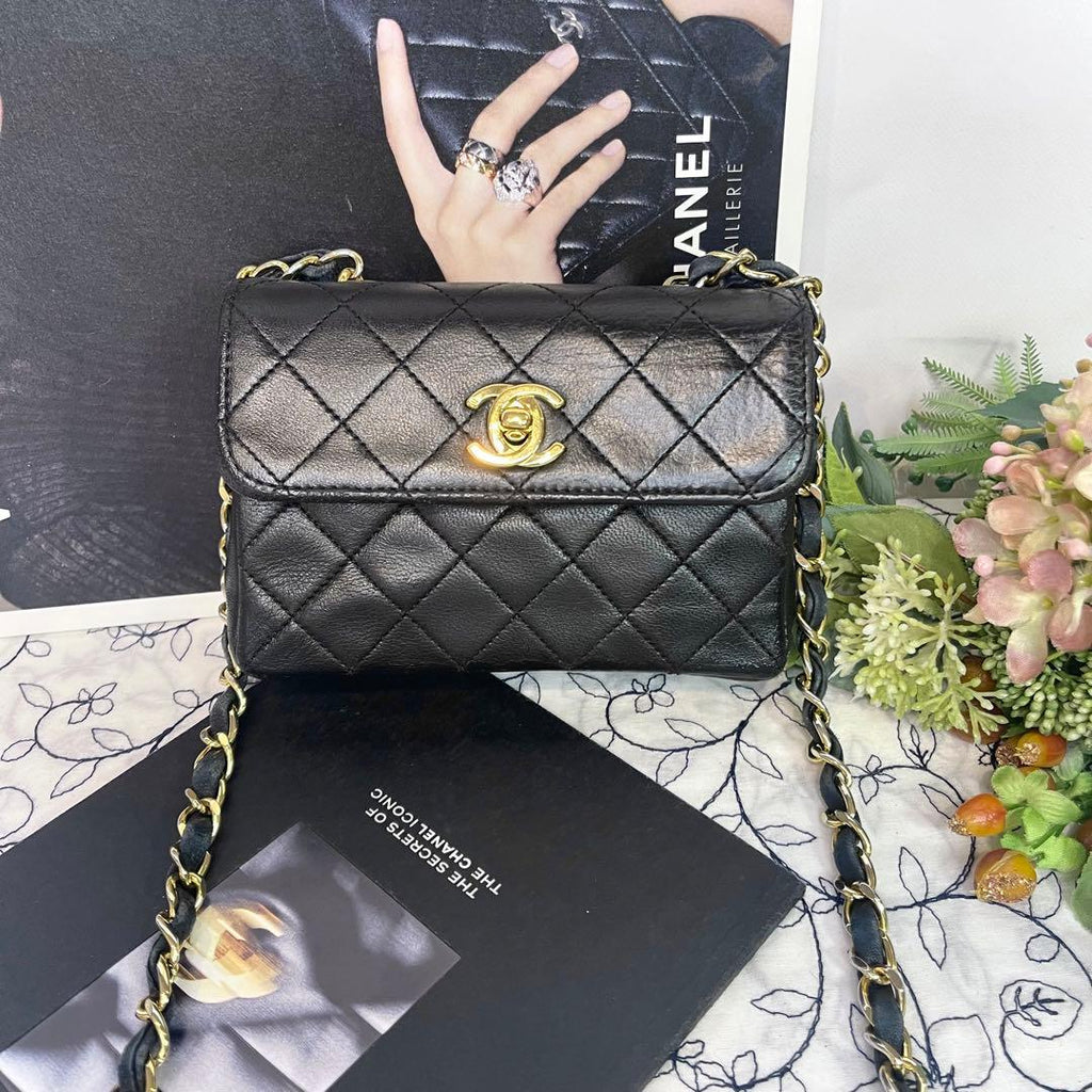 Chanel Vintage Turnlock Quilted Chain Shoulder — view 2