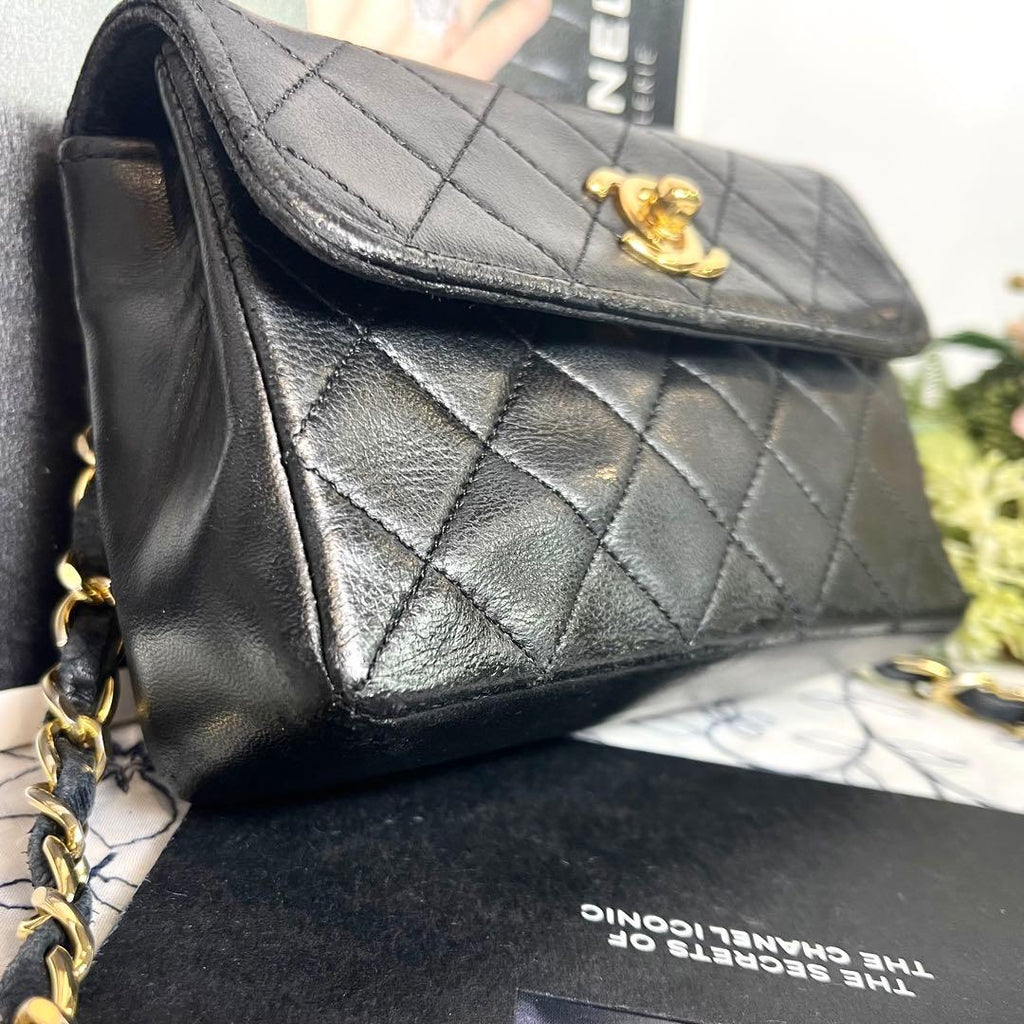 Chanel Vintage Turnlock Quilted Chain Shoulder — view 4