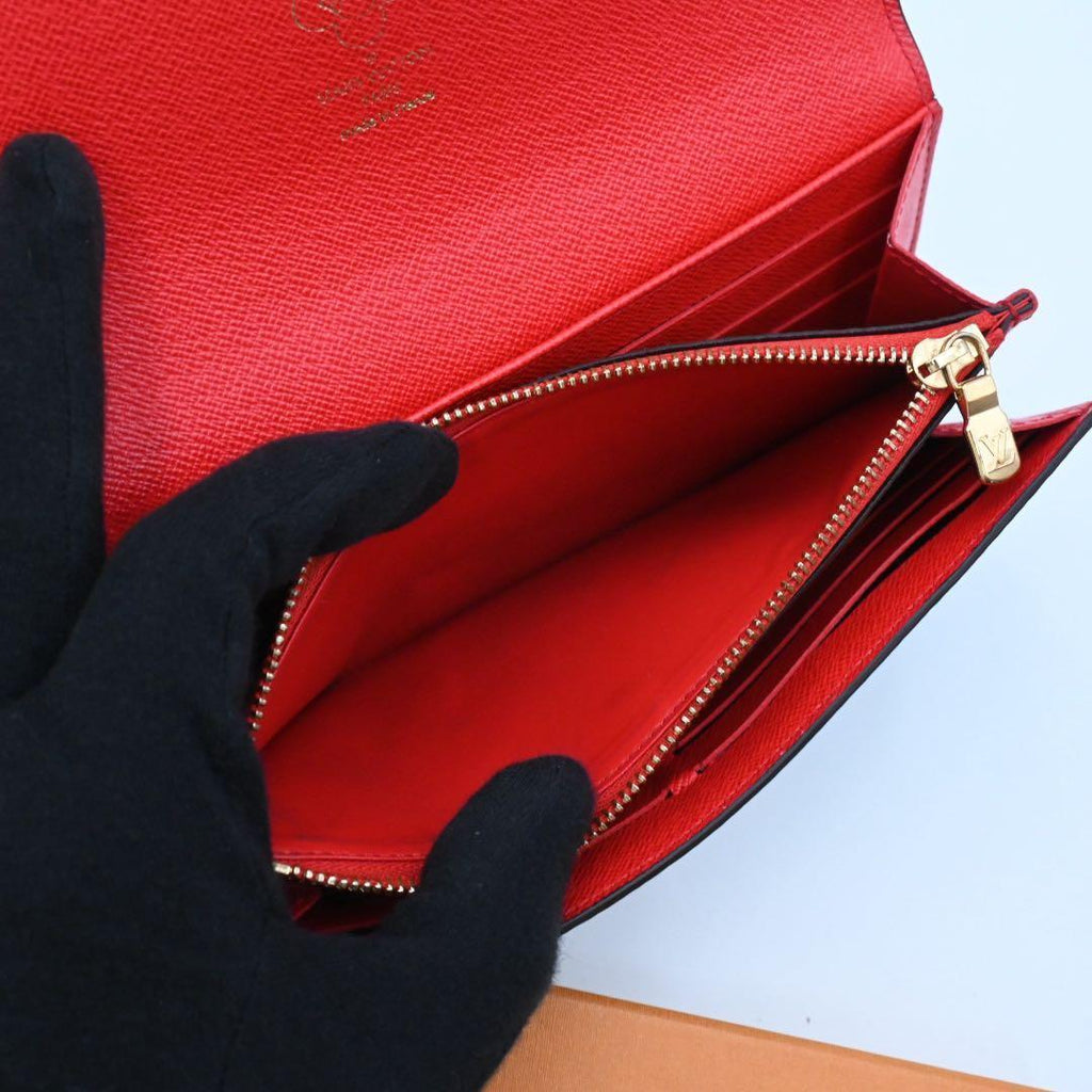 Louis Vuitton Monogram Vivienne Portefeuille Sarah NM Wallet — view 4