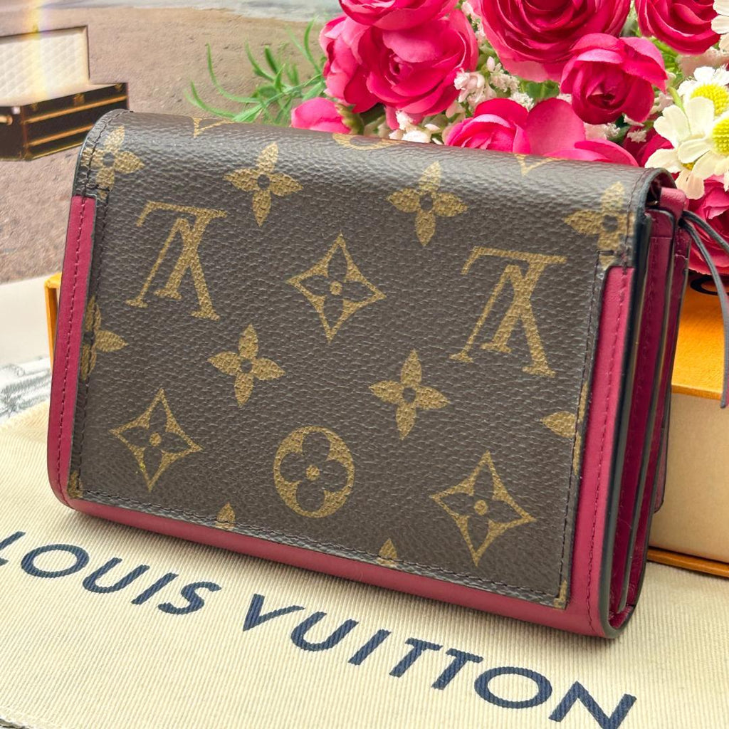 Louis Vuitton Monogram Portefeuille Flor Compact Wallet — view 2