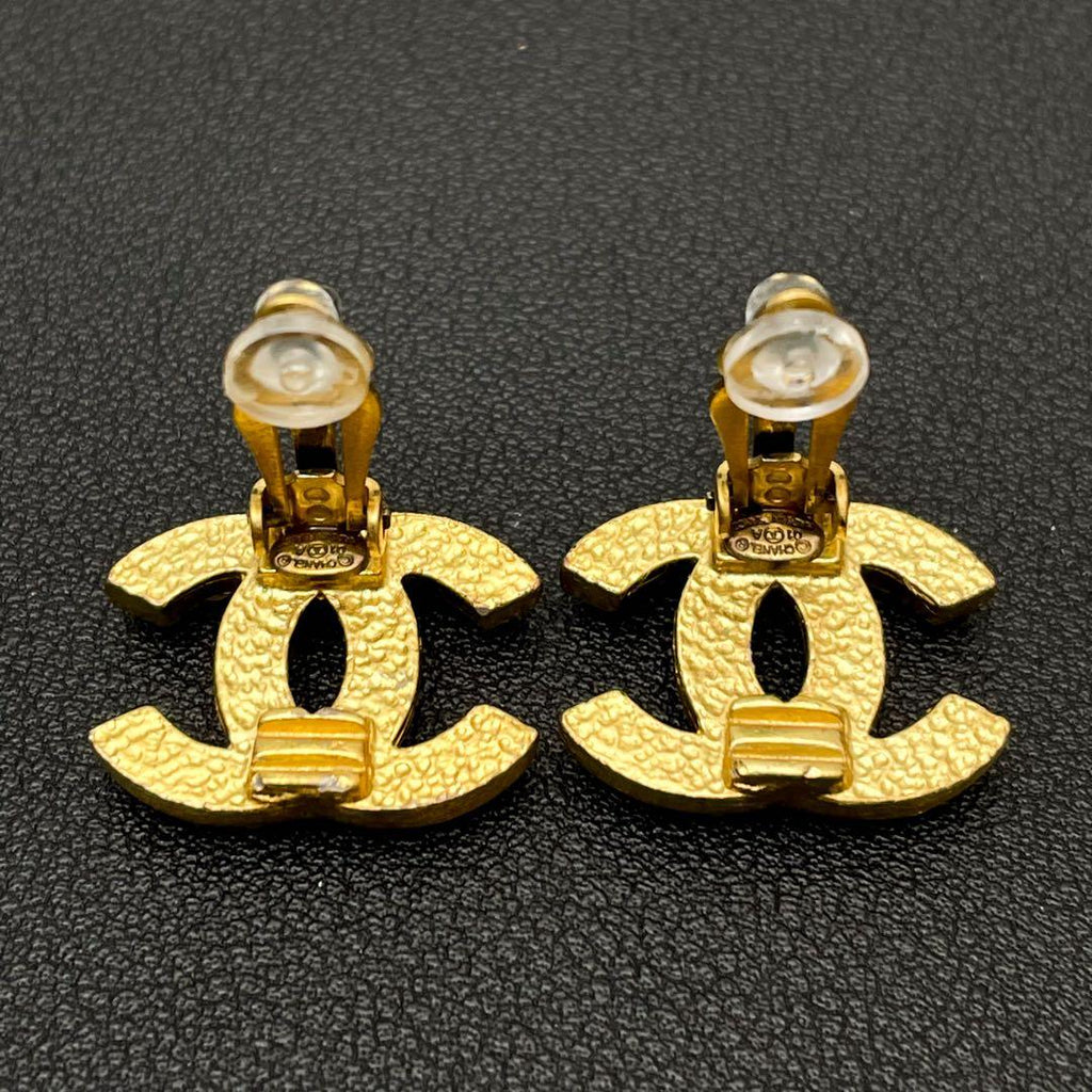 Chanel CC Logo Earrings Faux Pearl Icon Coco — view 7