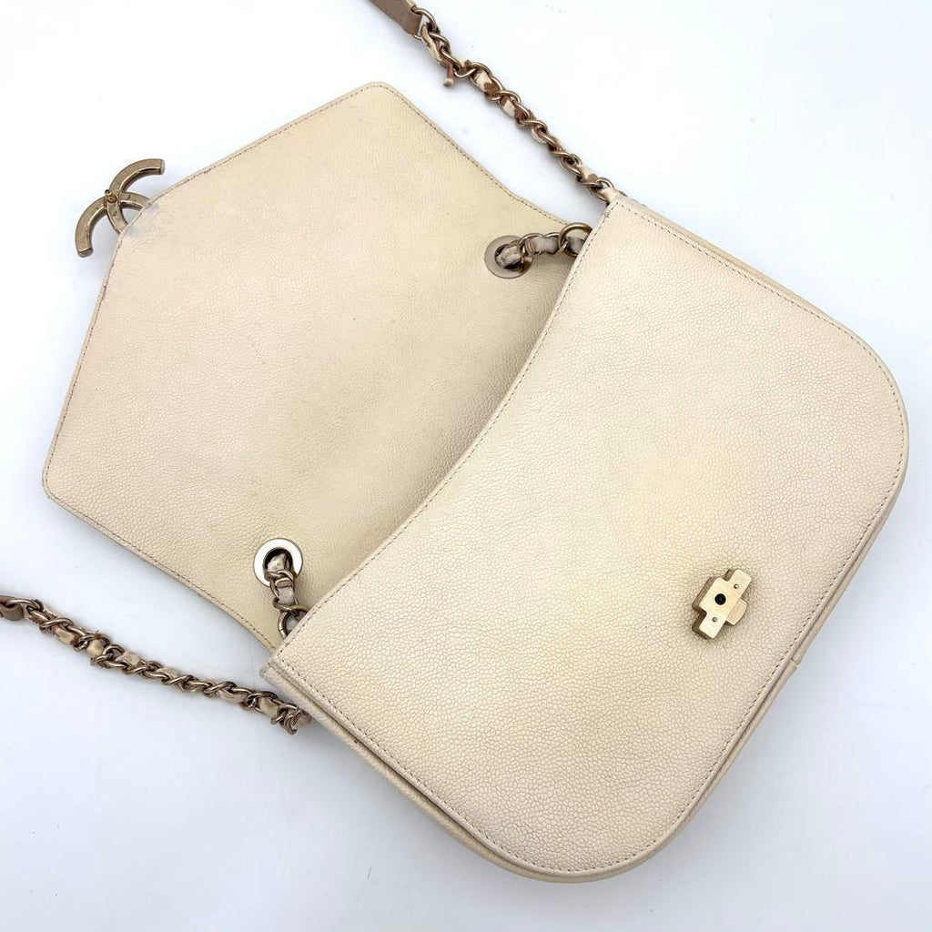 Chanel Quilted 2-Way Shoulder Bag Beige Caviar Leather — view 3