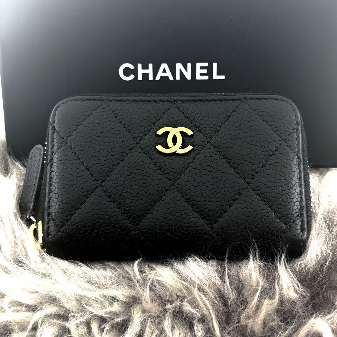 Chanel Wallet Quilted Caviar Round Zip Coin Purse — view 4