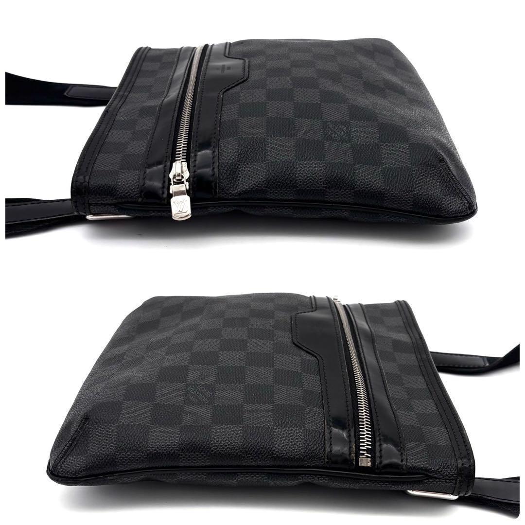 Louis Vuitton Damier Graphite Thomas Shoulder Bag Gray — view 6