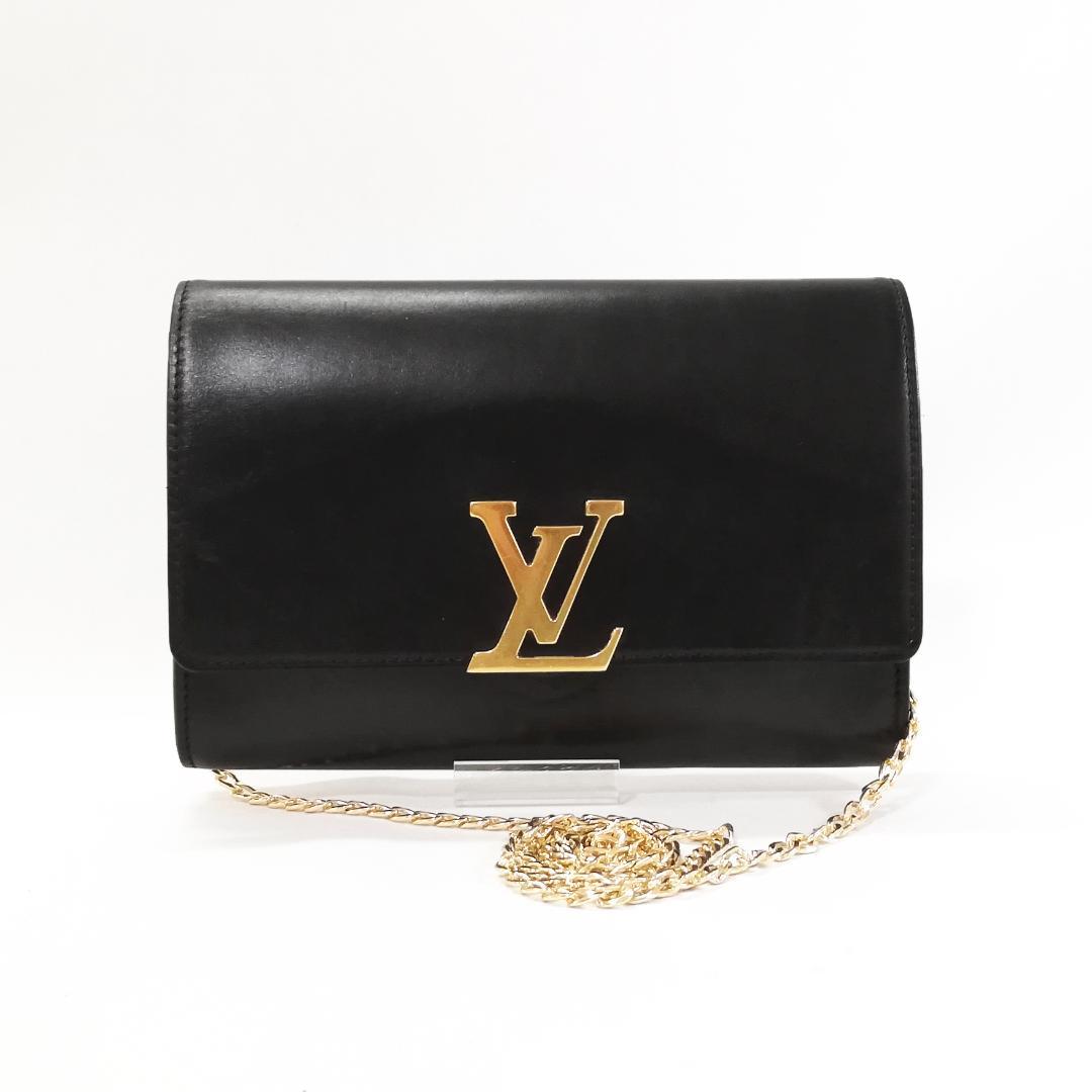 Louis Vuitton Pochette e GM Black Noir Shoulder Bag — view 6