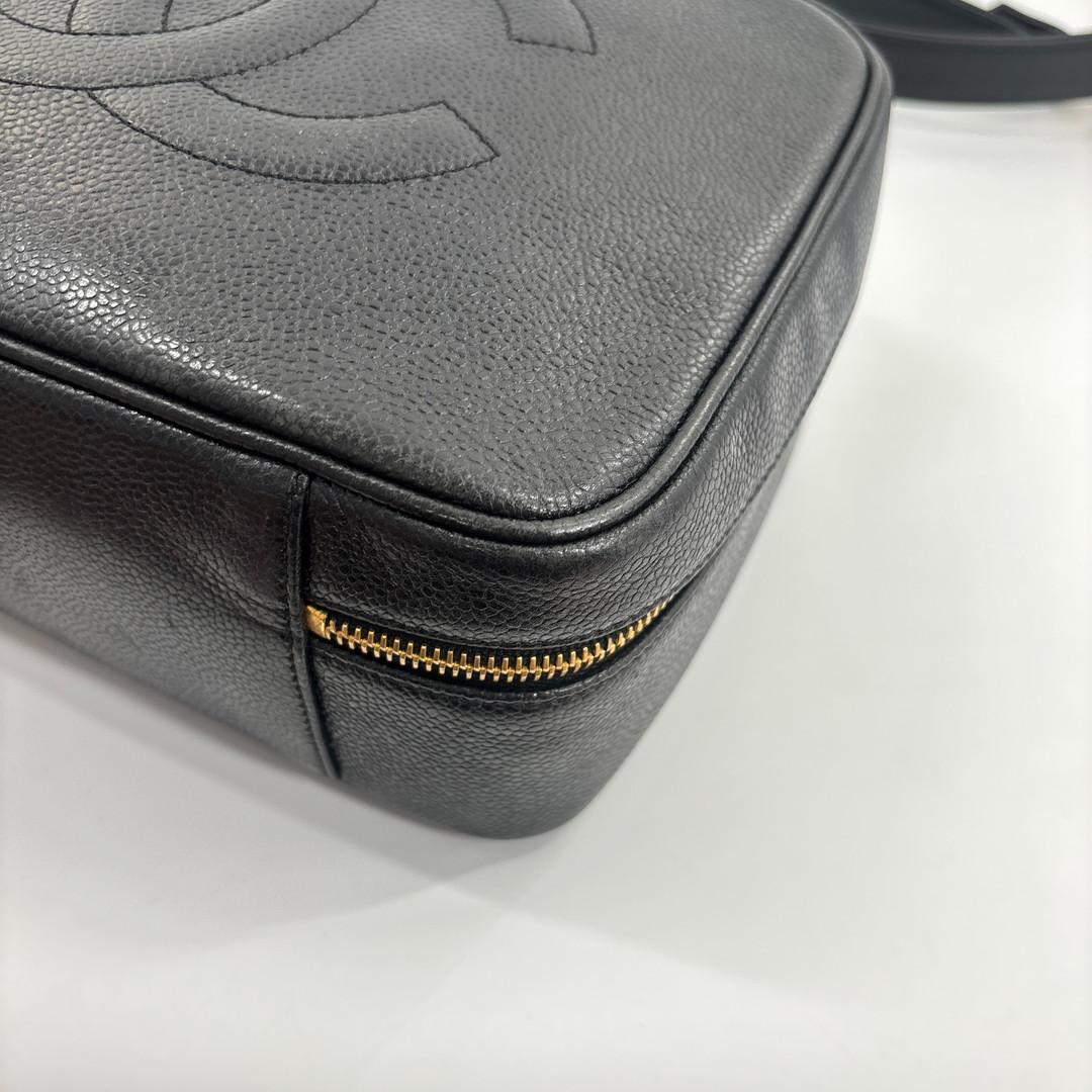 Chanel Super Caviar Leather Vanity Shoulder — view 8