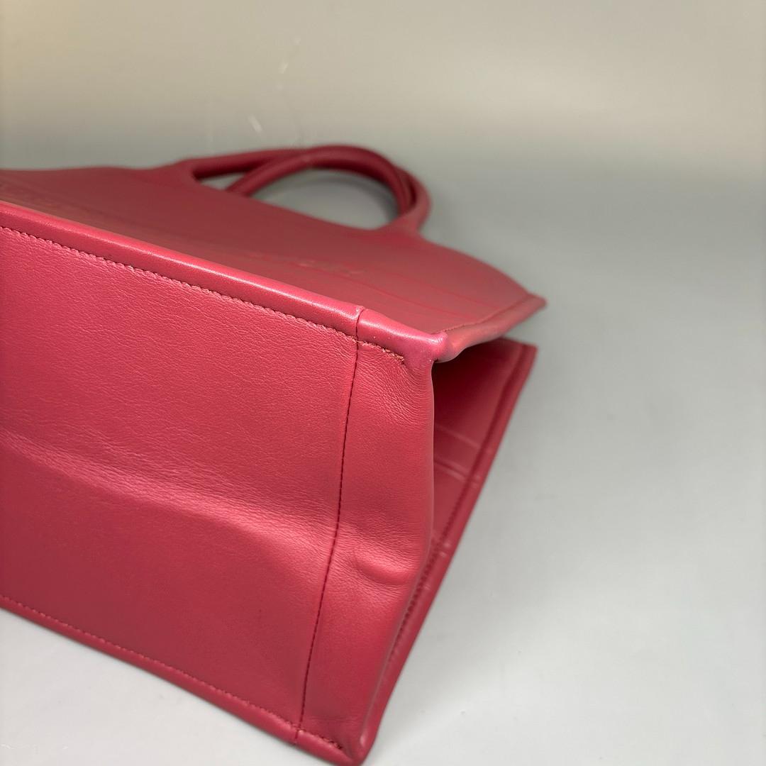 Dior Book Tote Leather — view 8