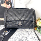 Chanel Double Flap 2-Way Chez Blanc — view 2