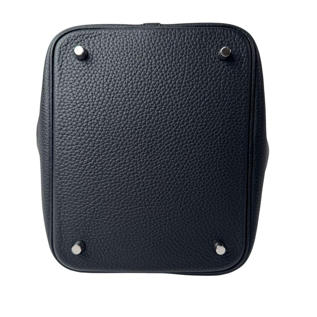 Hermes Picotin Lock MM Noir Black Taurillon Clemence Handbag — view 6