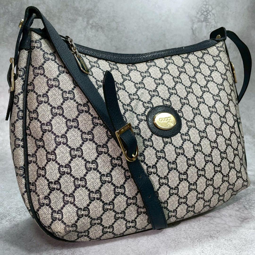 Gucci GG Shoulder Bag Navy Beige Leather Logo