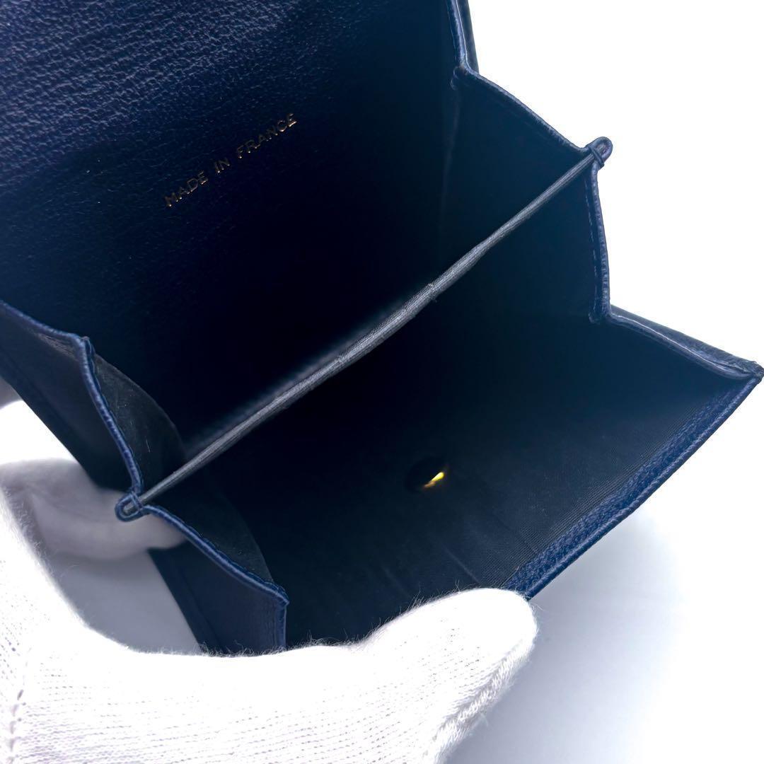 Chanel Wallet CC Logo Hook Trifold Navy — view 5