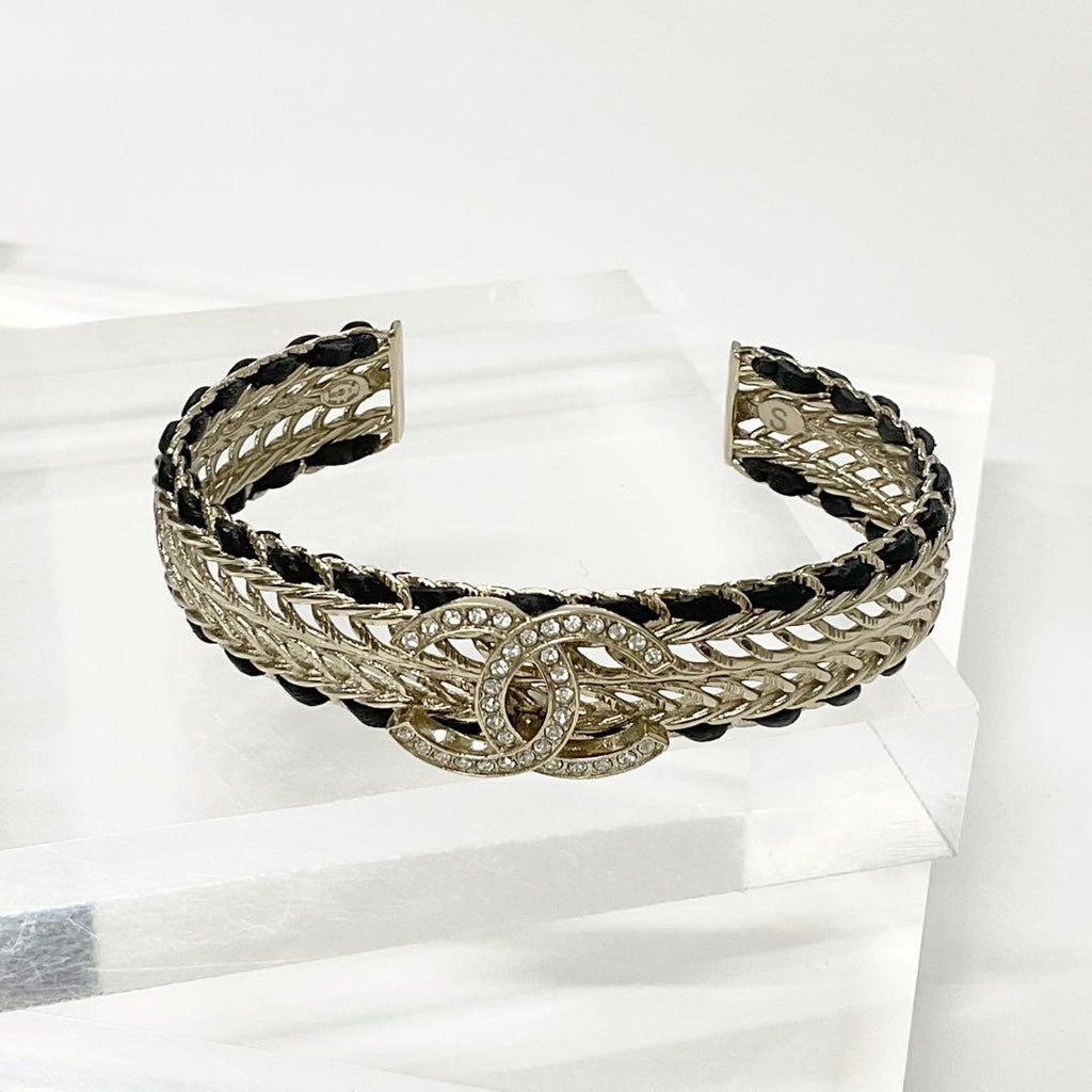 Chanel CC Logo Bangle Rhinestone Leather Bracelet Gold — view 2