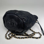 Chanel Drawstring Shoulder Bag Black Gold — view 7