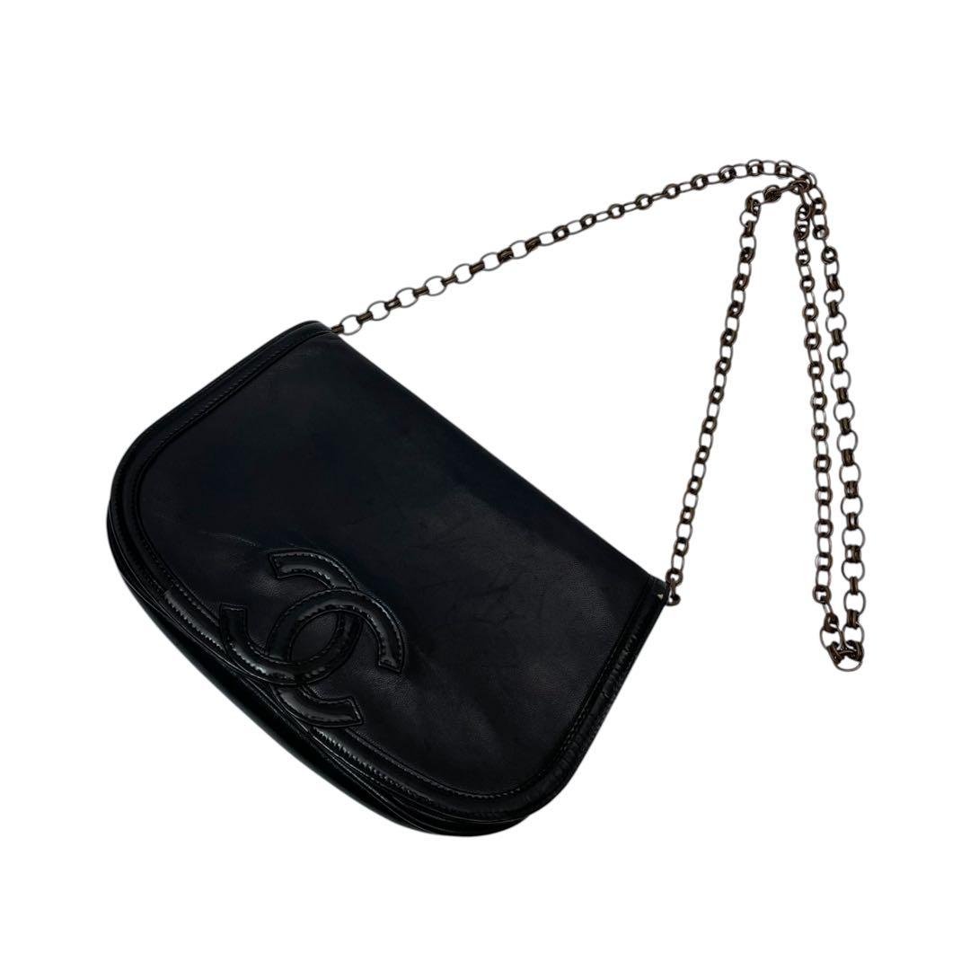 Chanel Lambskin CC Logo Chain Shoulder Bag Black — view 3