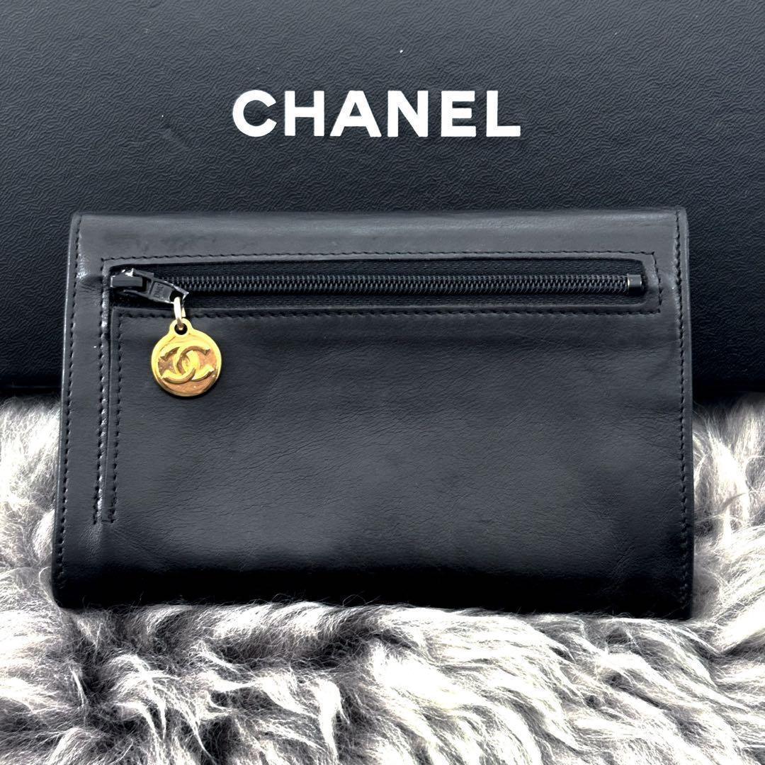 Chanel Wallet Coco Stitch Jumbo CC Logo Medium — view 2