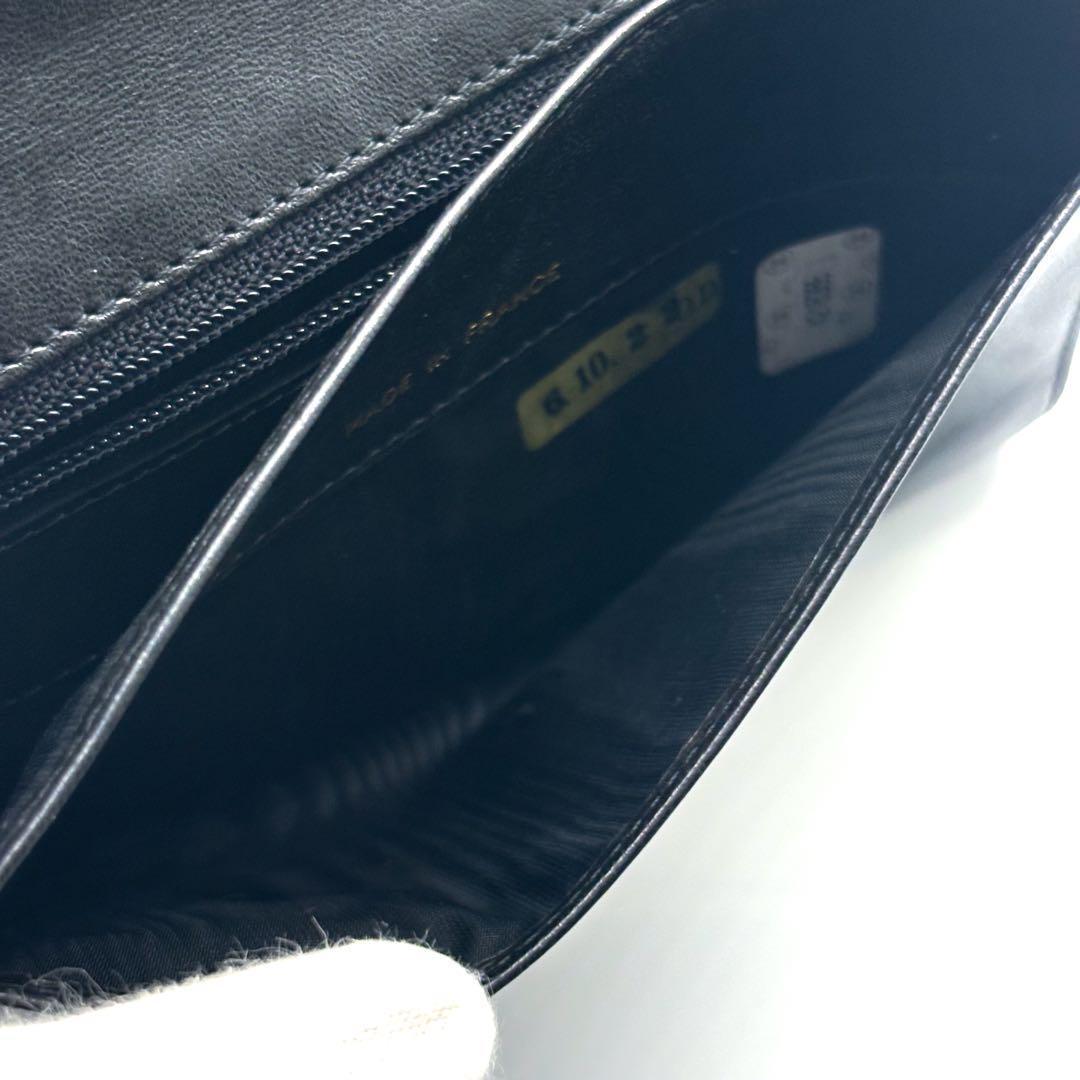 Chanel Wallet Coco Stitch Jumbo CC Logo Medium — view 6