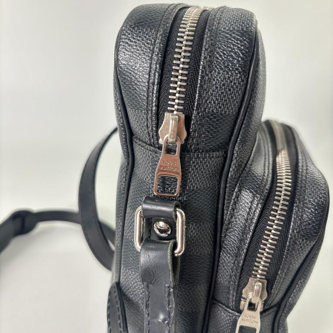 Louis Vuitton Super Damier Graphite Rem Shoulder Bag — view 7