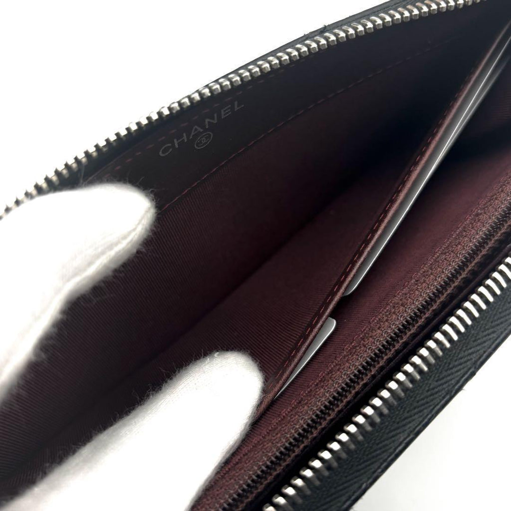 Chanel Wallet Quilted Zip Around Caviar — view 6