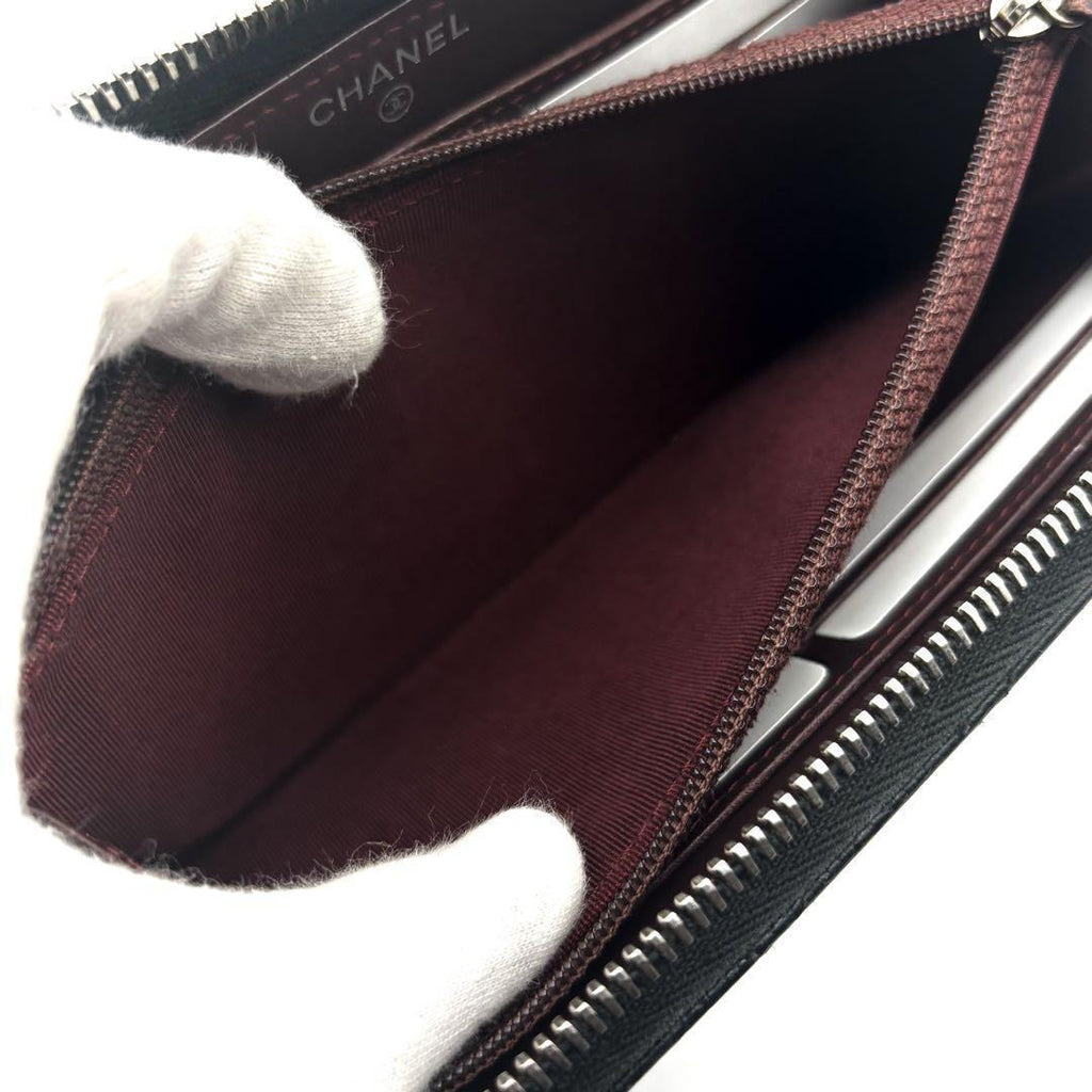Chanel Wallet Quilted Zip Around Caviar — view 8