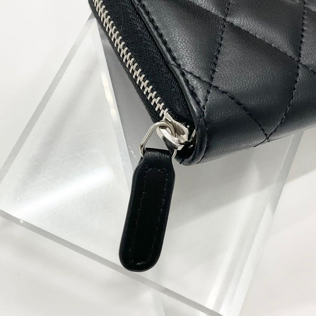 Chanel Quilted Lambskin CC Logo Coin Case Card — view 5