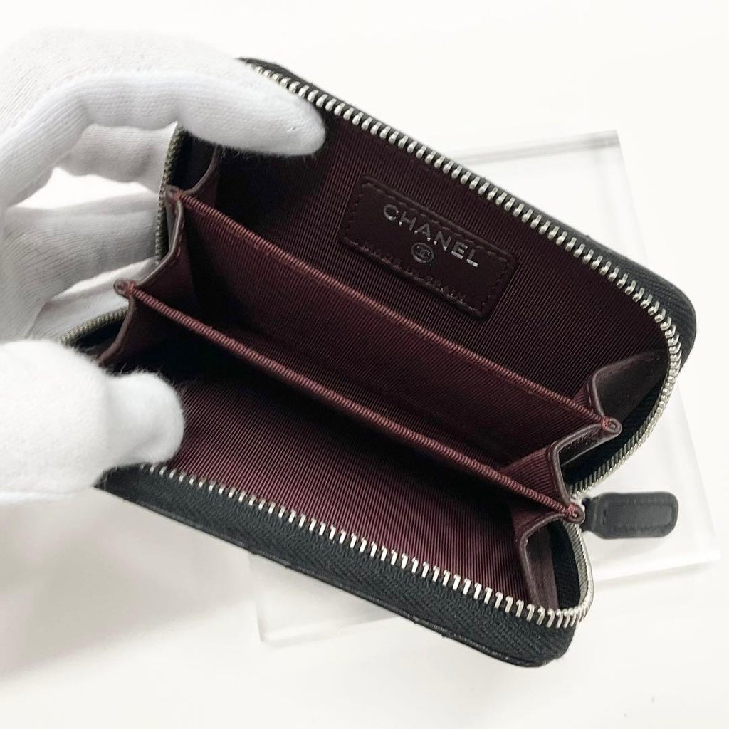 Chanel Quilted Lambskin CC Logo Coin Case Card — view 6