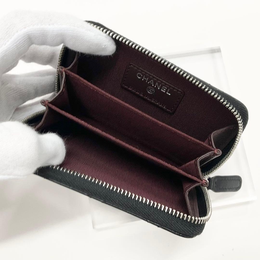 Chanel Quilted Lambskin CC Logo Coin Case Card — view 6