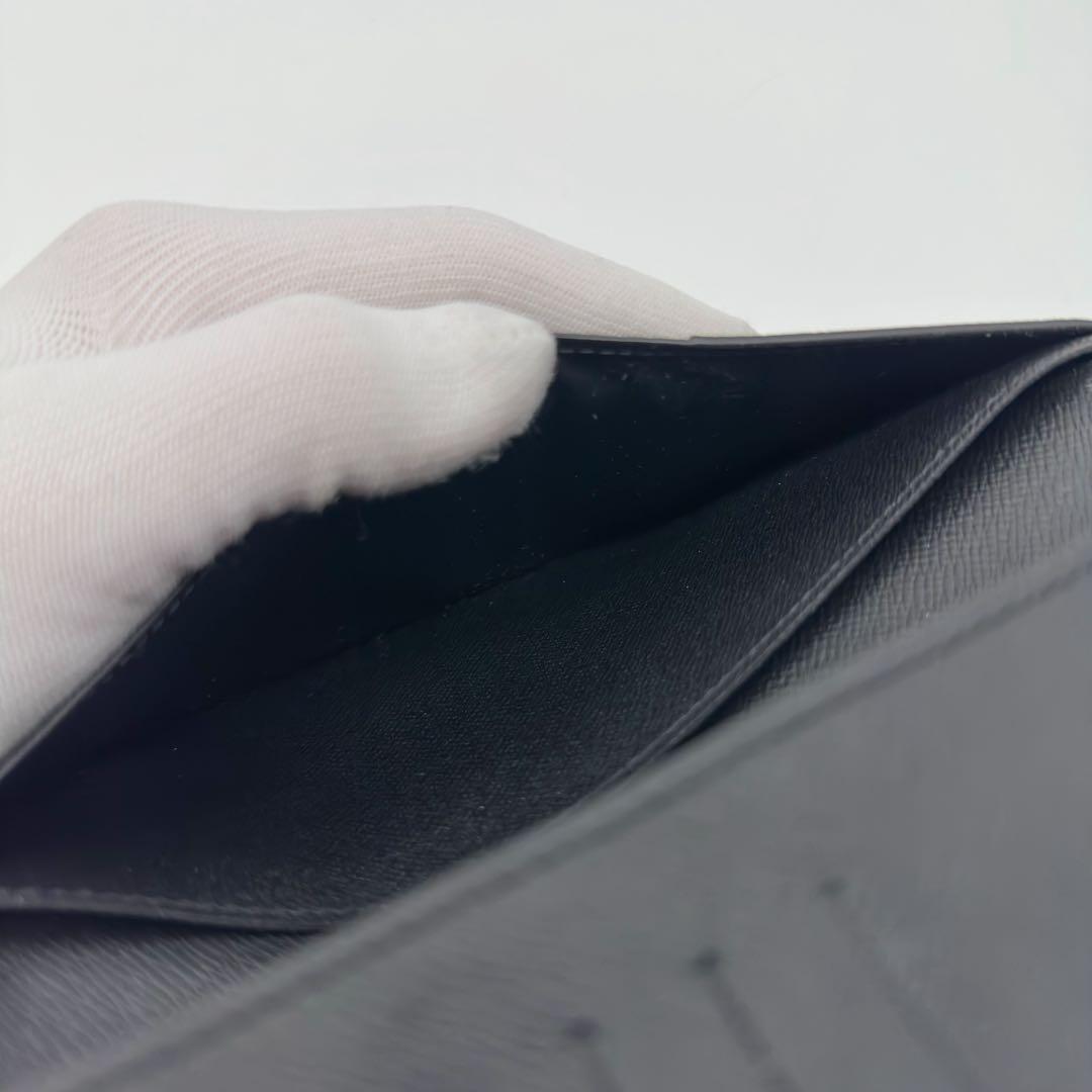 Louis Vuitton Portefeuille Brazza NM Taiga Silver Wallet — view 8