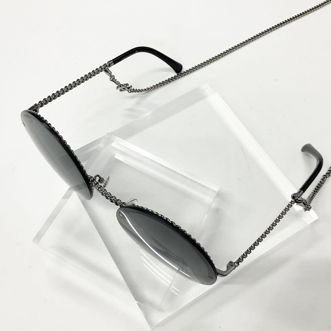 Chanel Sunglasses CC Logo Chain Eyewear Black — view 4
