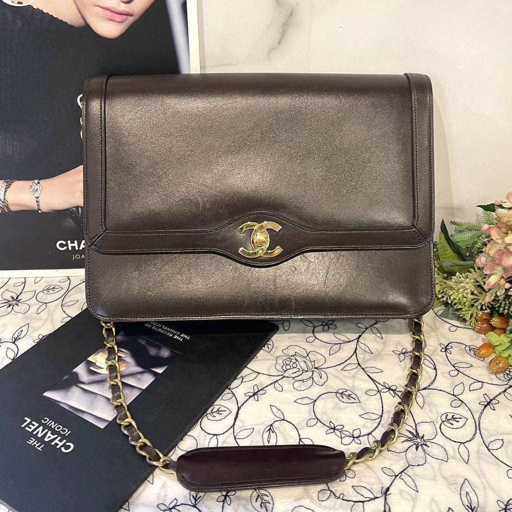 Chanel Vintage Turnlock Chain — view 2