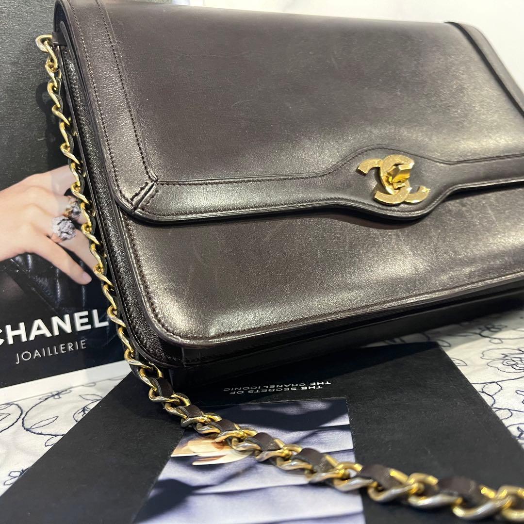 Chanel Vintage Turnlock Chain — view 4