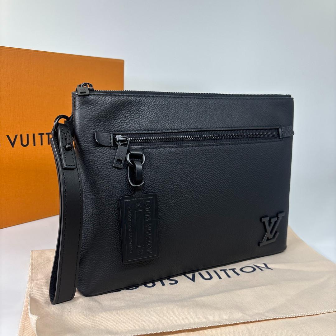 Louis Vuitton LV Aerogram Takeoff Pouch Clutch — view 3