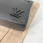 Louis Vuitton LV Aerogram Takeoff Pouch Clutch — view 6