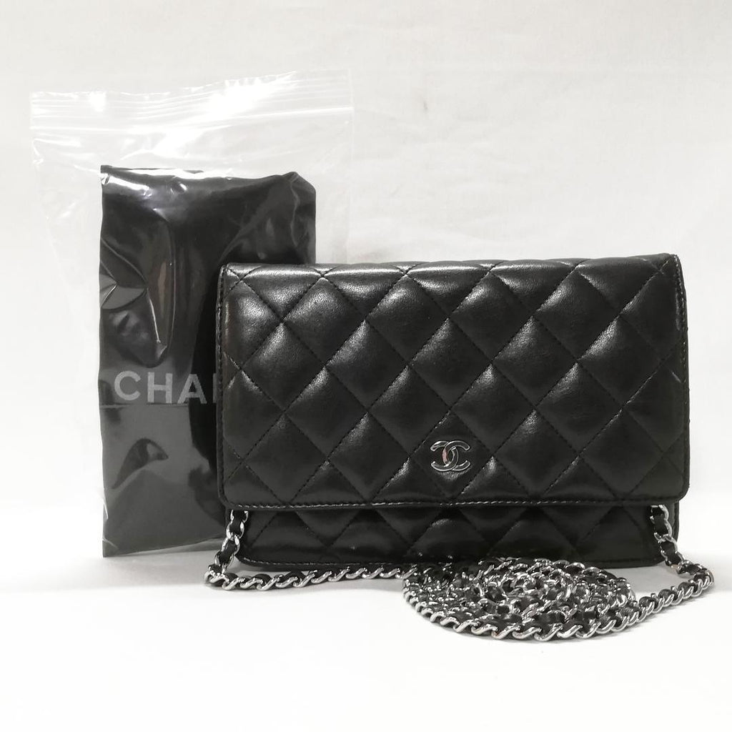 Chanel Lambskin Chain Wallet CC Logo Black Shoulder