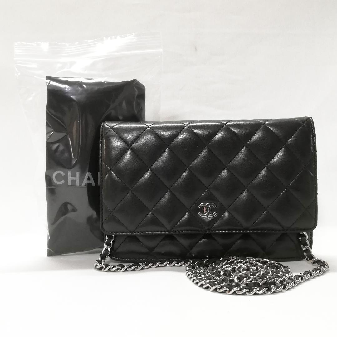 Chanel Lambskin Chain Wallet CC Logo Black Shoulder