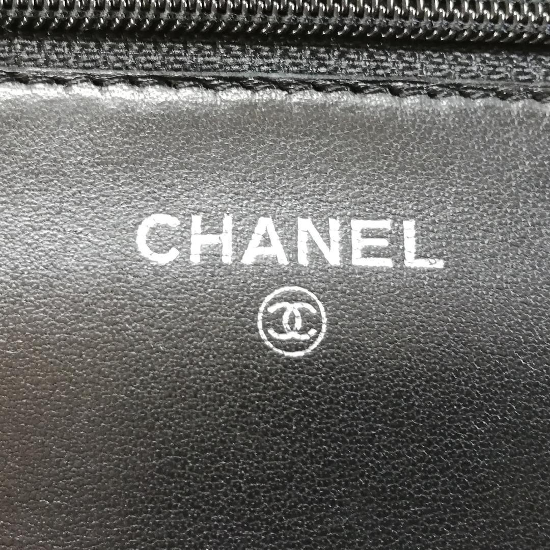 Chanel Lambskin Chain Wallet CC Logo Black Shoulder — view 5